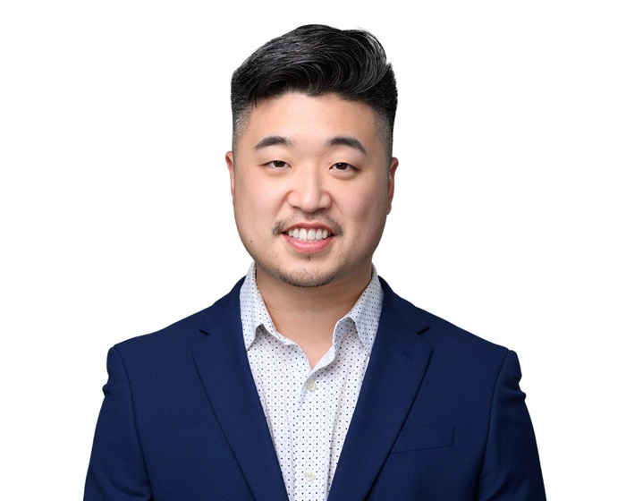 Dr Brian Lee | Chiropractor