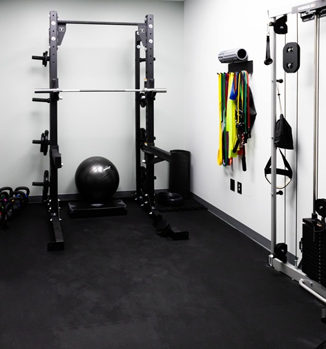 Holistiq's physical therapy gym
